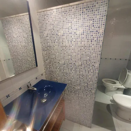 En